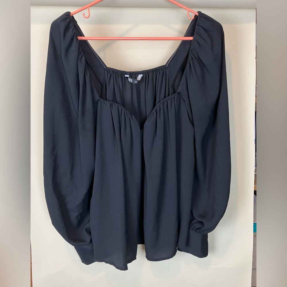 🎉MOVING SALE 🎉 
Zara Black Women's Blouse Size S